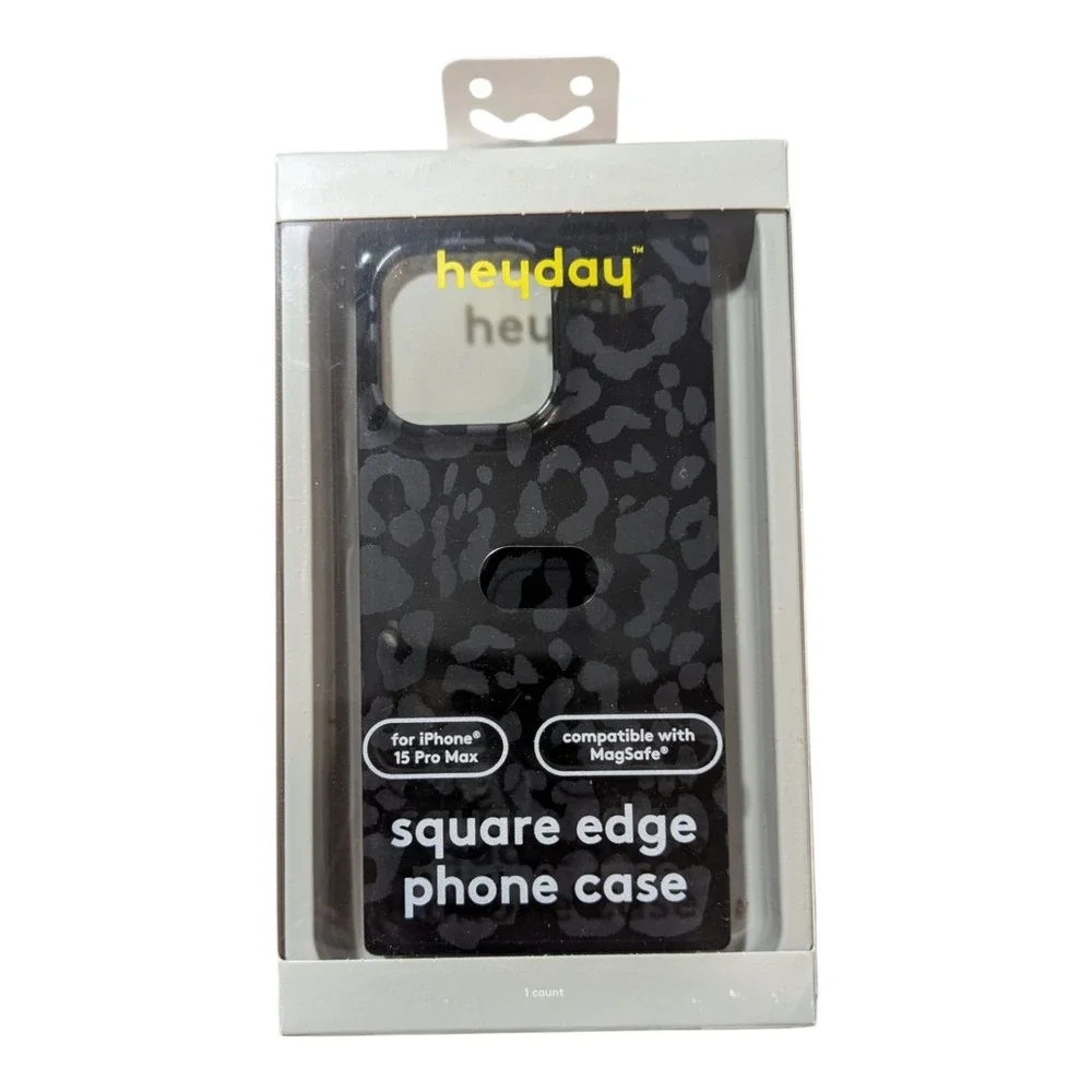 K6. Heyday MagSafe‎ Square Edge Case Apple iPhone 15 Pro Max - Black Cheetah